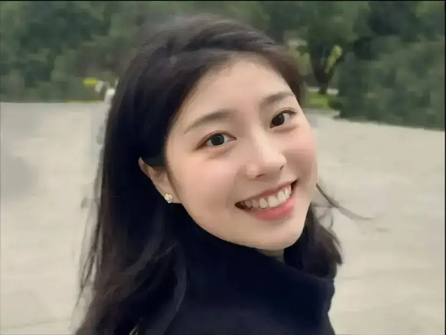 秦嘉妮《秦嘉妮》全集-全网公认苏州格子间清醒代表-1080P无删减在线观看-蓝光画质